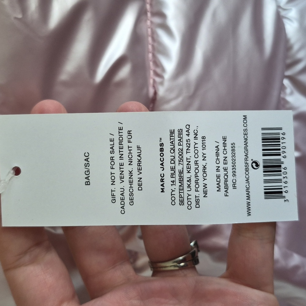 Marc Jacobs Light Pink Travel Bag NWT - Picture 5 of 8